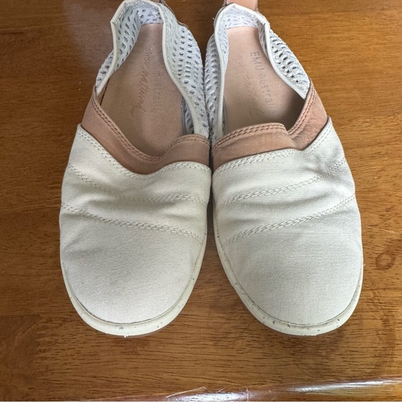 EMU AUSTRALIA MEROO SLIP ON FLATS SIZE 7 - Picture 9 of 16